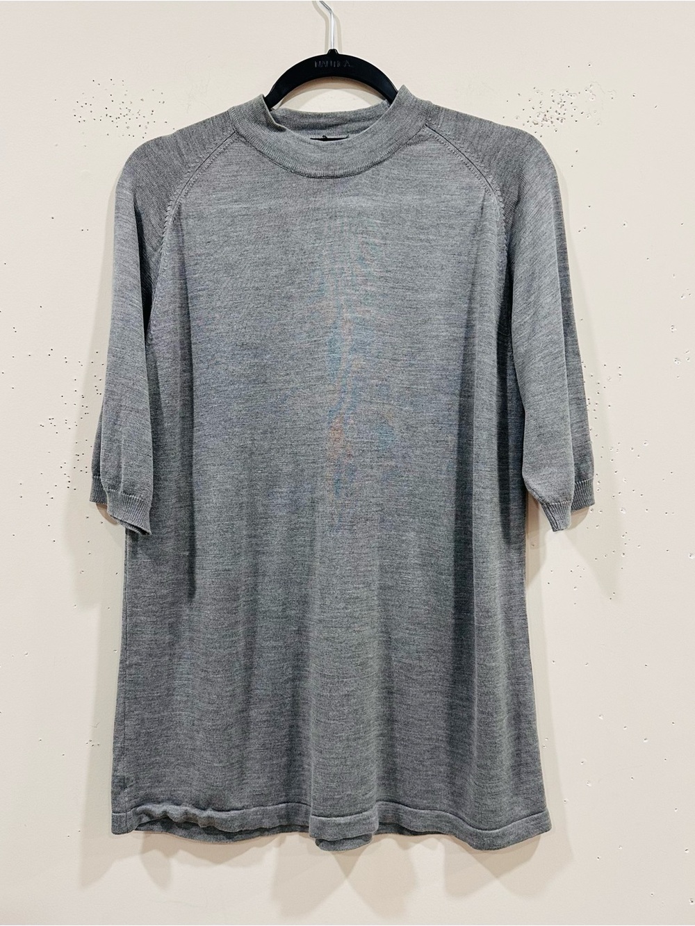 Anthology Men's 100% Silk Knit Top Gray Short Sleeve Crewneck Sweater Size M